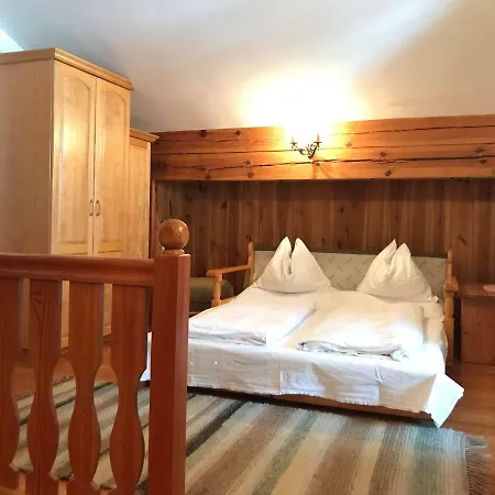Rosenstockl Apartman *